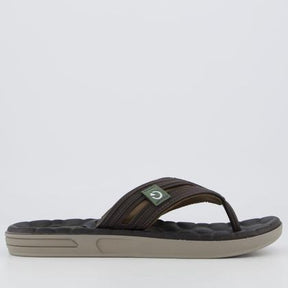 detalhe-tiras-largas-chinelo-cartago-verde-00